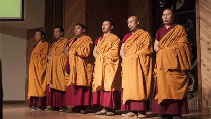 http://www.christiansvoice.com/wp-content/uploads/2016/06/200000-Monks.jpg